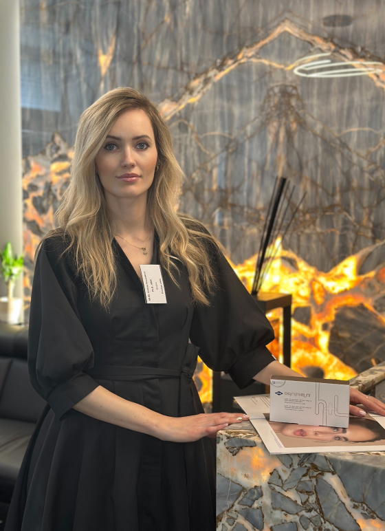 MUDr. Andrea Hosnedlová Ph.D., MBA